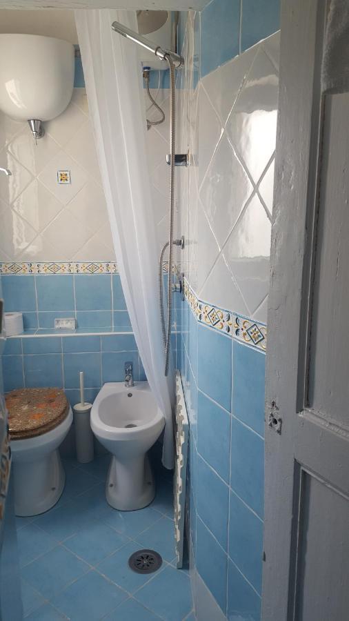 La Casa Sugli Archi Hotell Ponza Exteriör bild